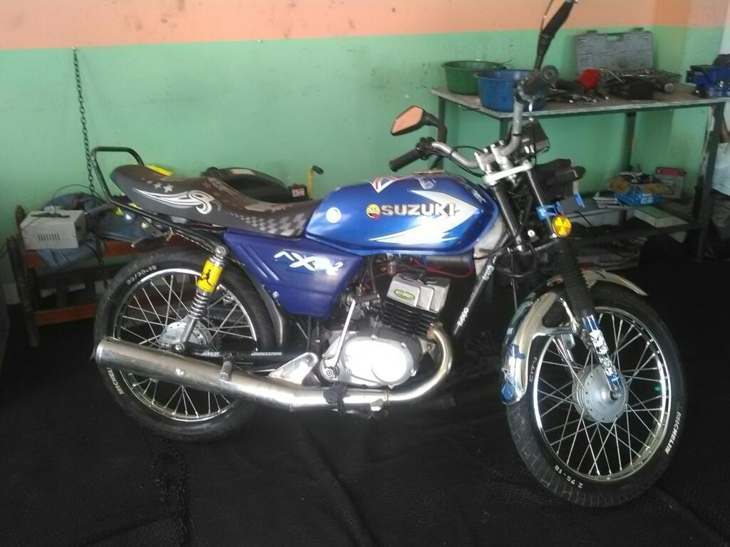 Hermosa Moto Ax 100 Suzuki