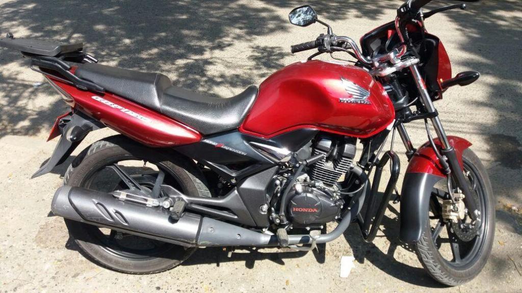 motocicleta HONDA CbF 150 unico dueño