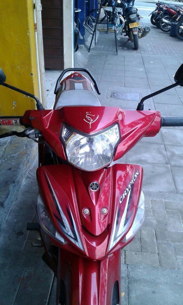 Vendo Preciosa Yamaha Cryton 2014