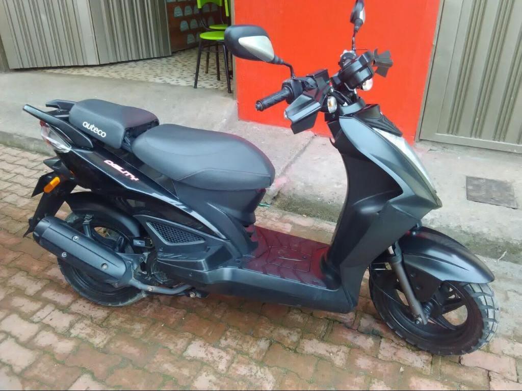 Vendo Moto 2015 Como Nueva