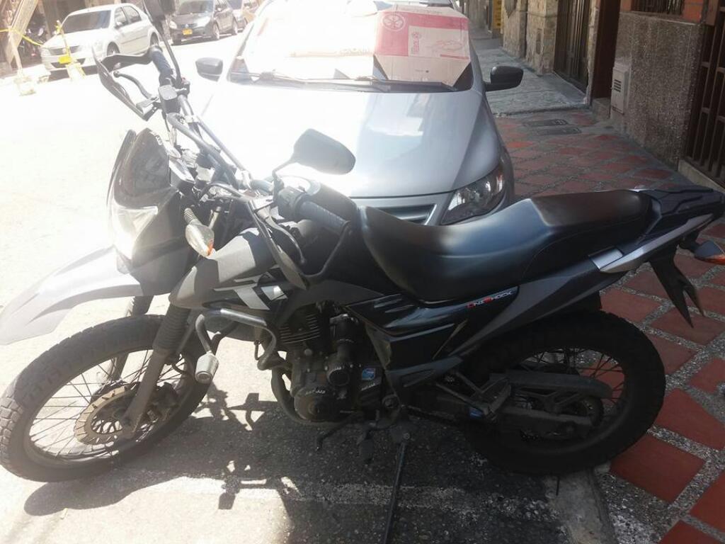 Moto Akt Tt 150 Mod 2015 Ex Único Dueño