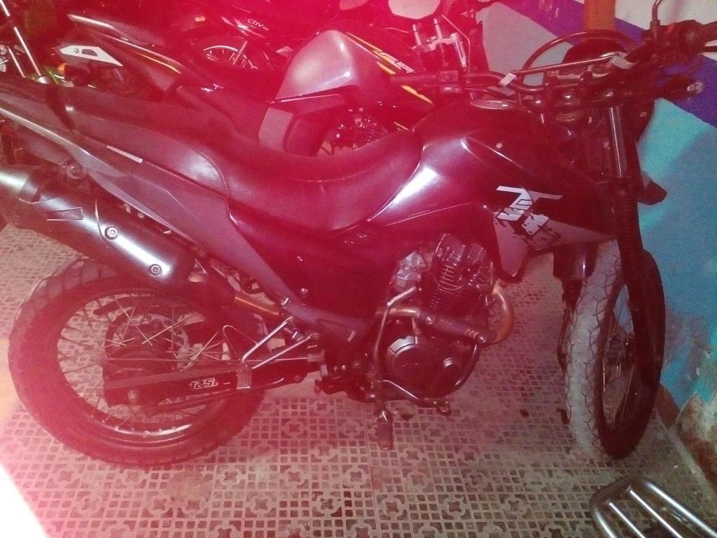 VENDO O CAMBIO AKT TT 125 MOD 2015