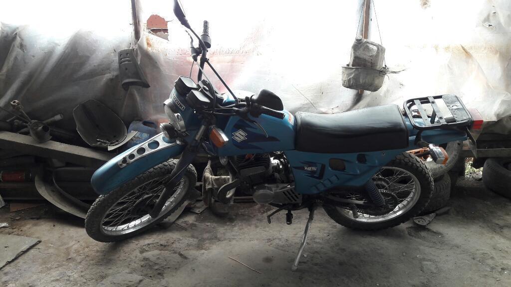 Suzuki Ar 125