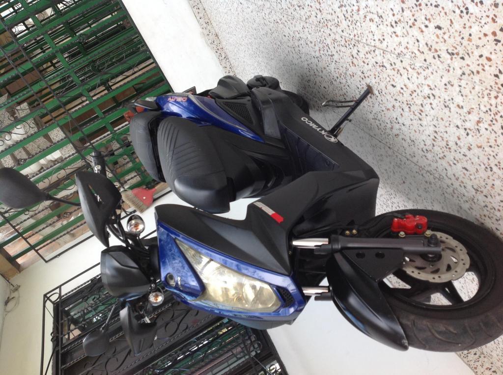 Vendo moto agillity 2014