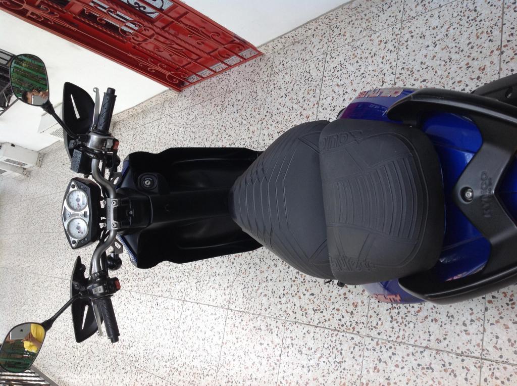 Vendo moto agillity 2014