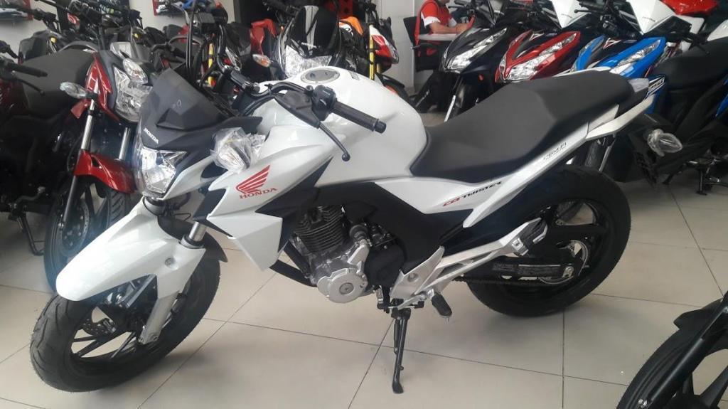 NUEVA HONDA TWISTER 250, ESTRENE SIN MUCHOS REQUISITOS