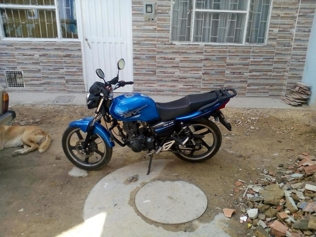 Vendo Moto Evo 150