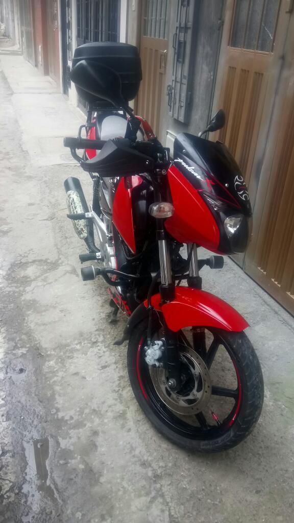 Vendo Moto Pulsar 180r Modelo 2014