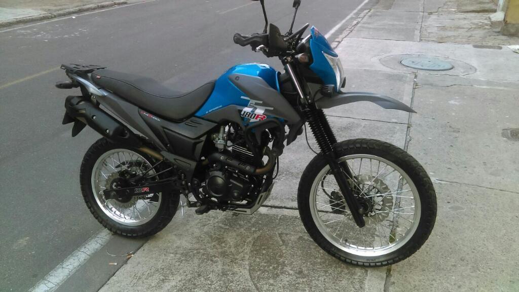 Vendo Moto Ttr 180. Modelo 2016