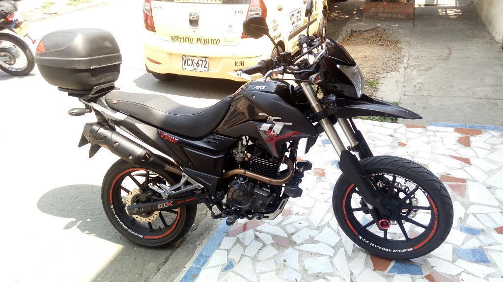 Vendo Akt Ttx180 Hermosa