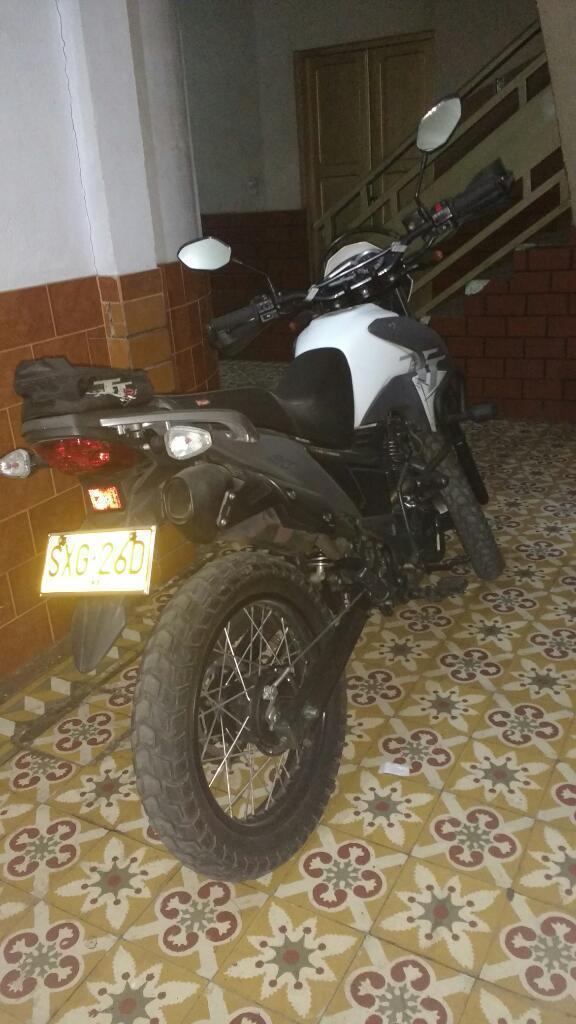 Vendo Moto Akt Tt 150, Modelo 205