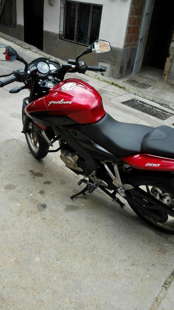 Pulsar 200 Ns 2014