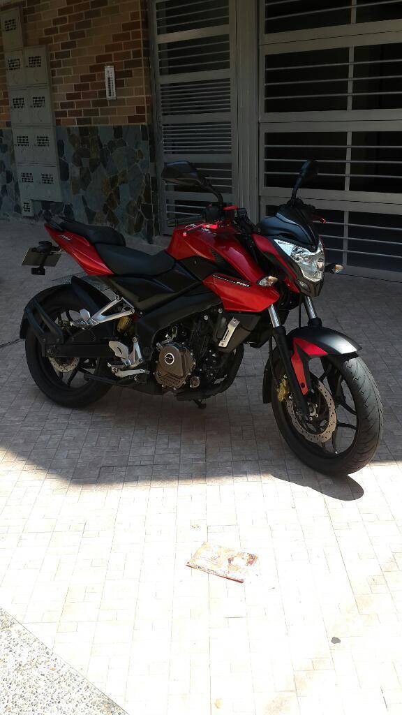 Pulsar Ns 200pro 2015 con 15milkm