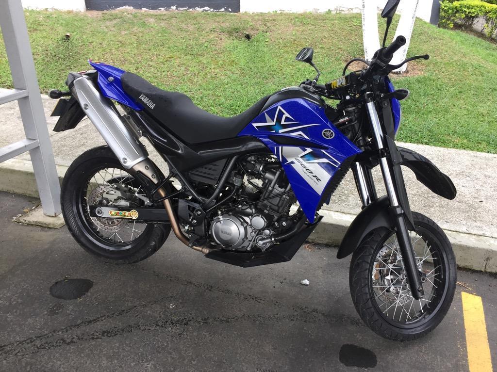 Vendo O Permuto Xt 660 en Perfecto Estad