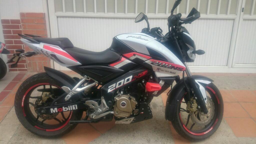 Pulsar Ns 200