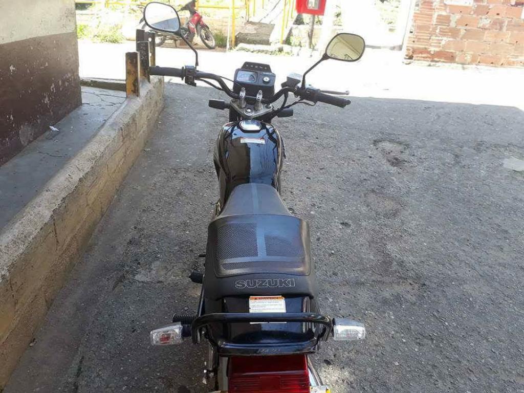 Vendo Ax 100 Solo Matricula