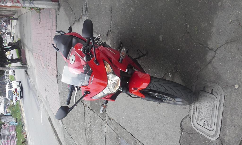 HONDA CBR 250R $10.200.000 MODELO 2015 KM:21.000