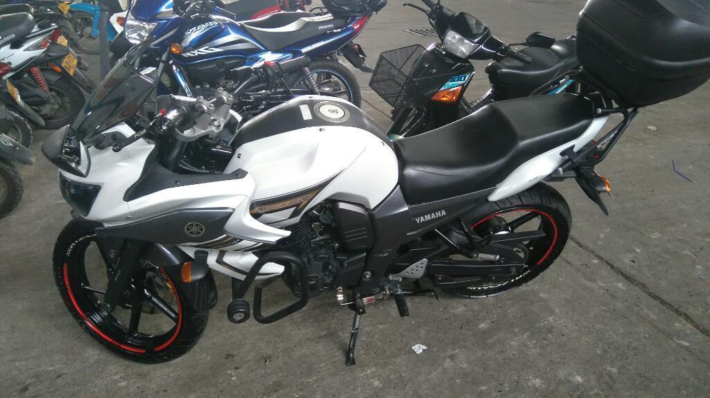 Yamaha Fazer 2015