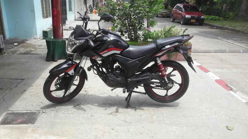 Akt 125 Evo R3 Modelo 2015 Al Dia