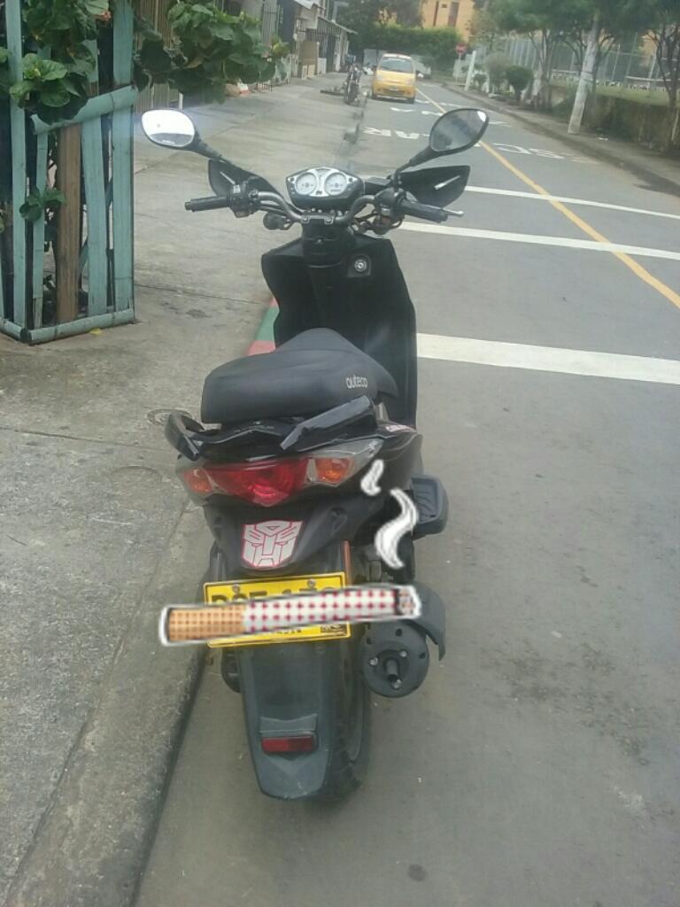 Moto Agyliti Rs