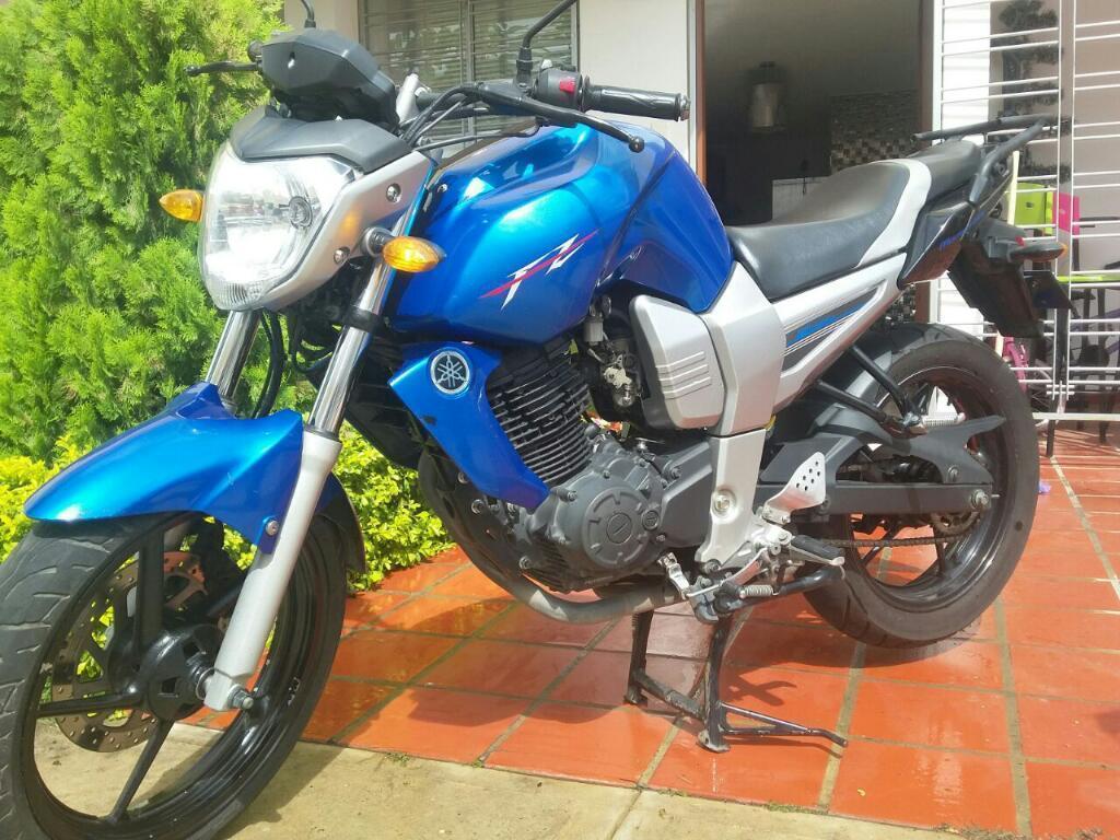 Moto Fz