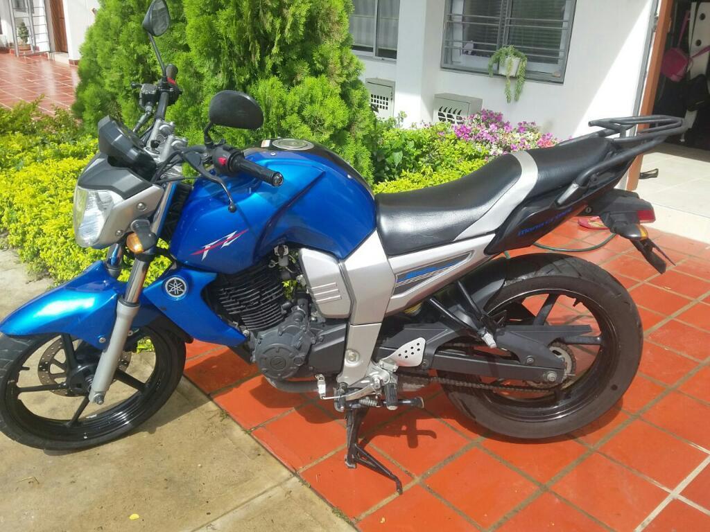 Moto Fz