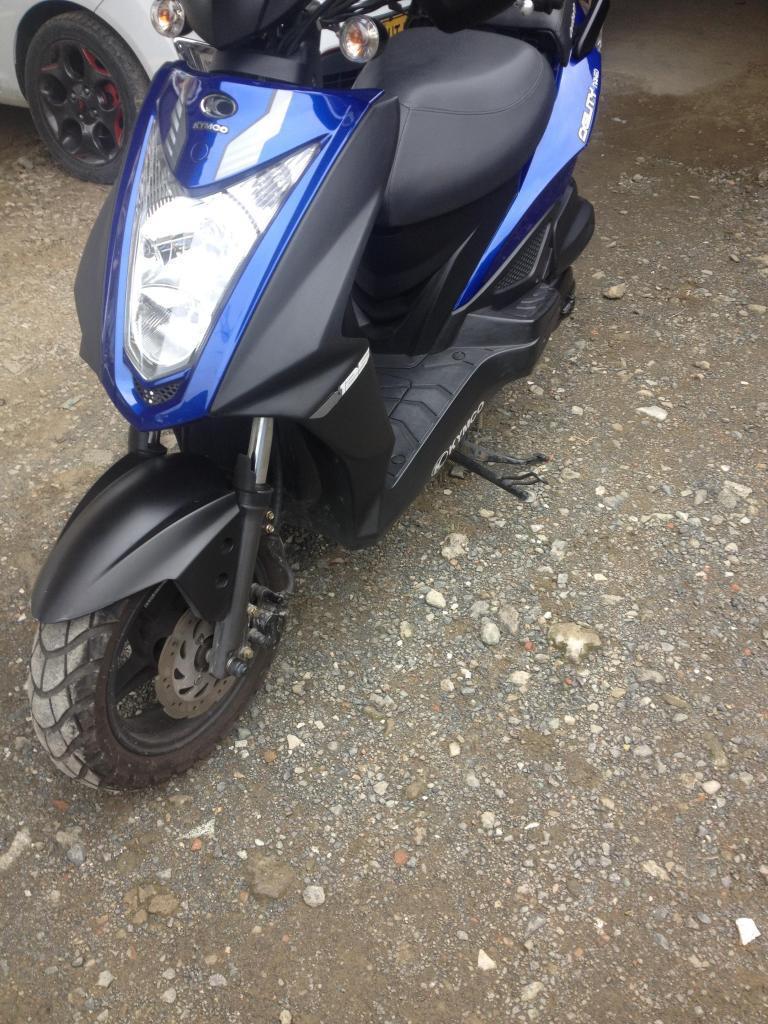 Se vende moto agility naked azul imperialmodelo 2016 papeles decartagoCOMO NUEVA