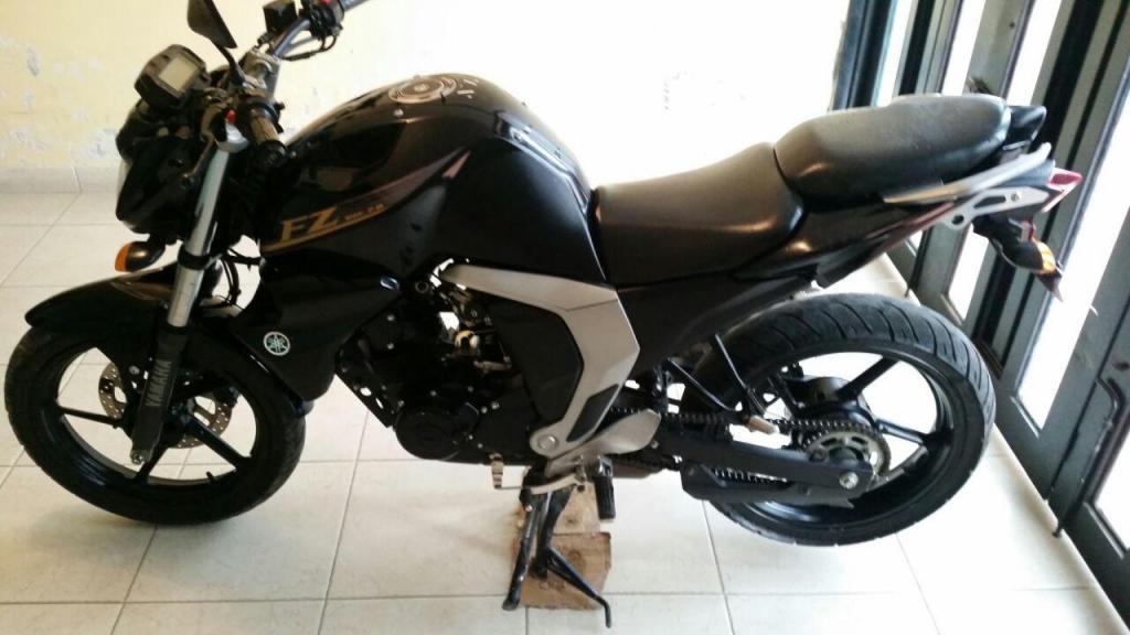 MOTO FZ 2.0