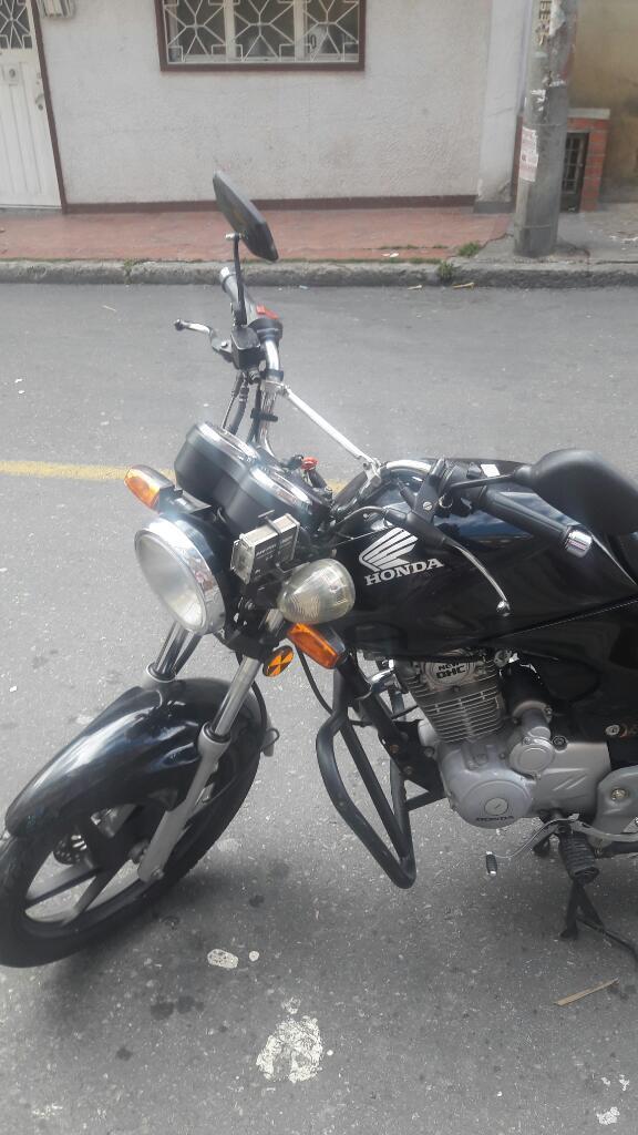 Moto Honda Cb125 Modelo 2012 Poco Kilome