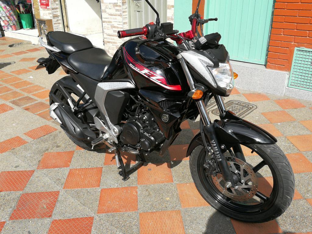 Vendo Yamaha Fz2.0 2016