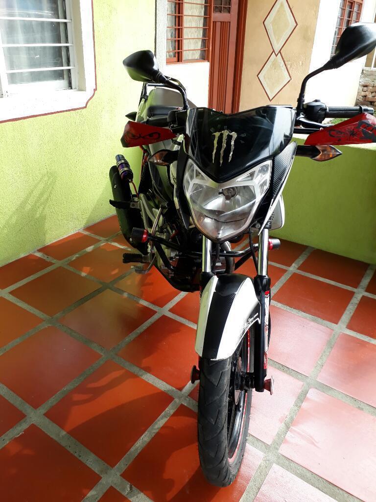 Hermosa Pulsar 135 2013