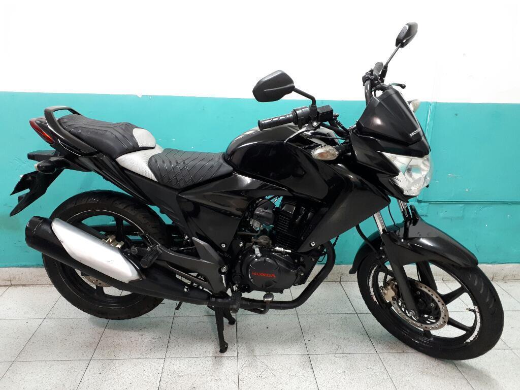 Invicta Mod 2013.excelente Estado Al Dia