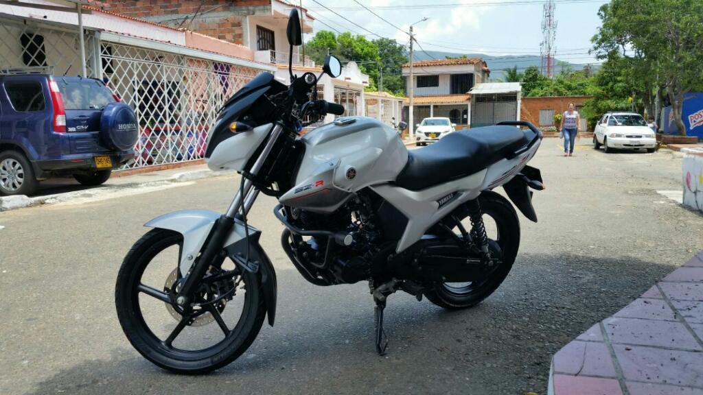 Vendo Yamaha Szr 2014 Papeles hasta 2018