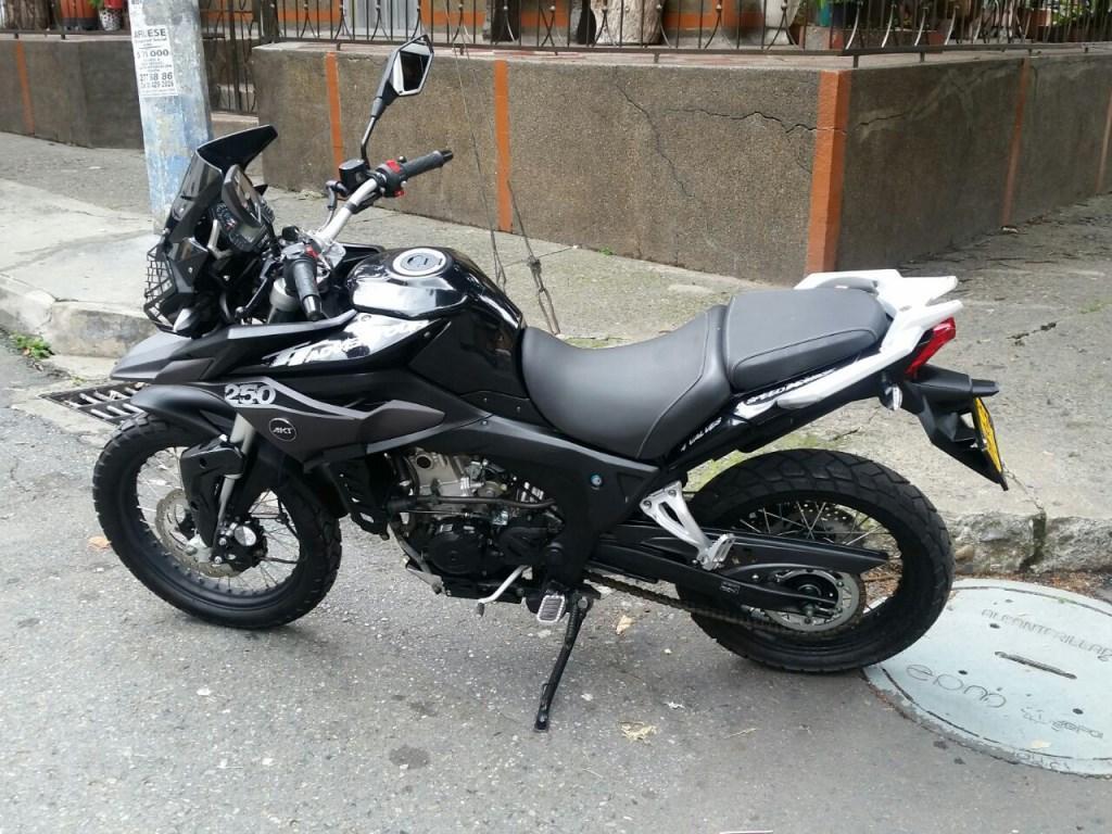 AKT TT 250 ADVENTOUR