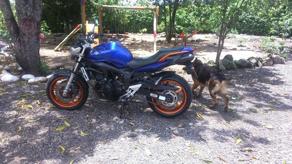 Vendo Yamaha Fz600s