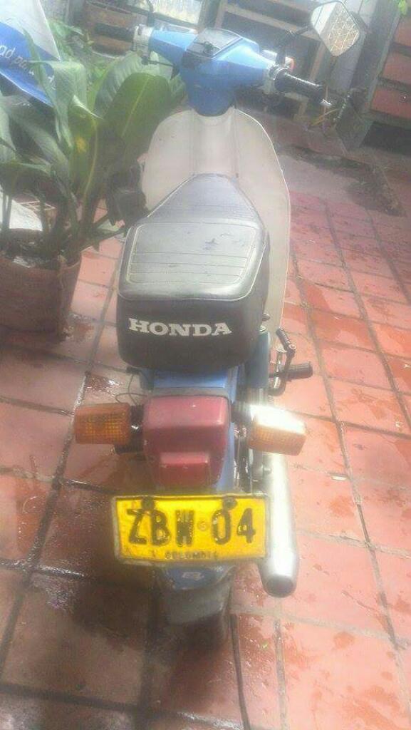 Vendo Honda C90