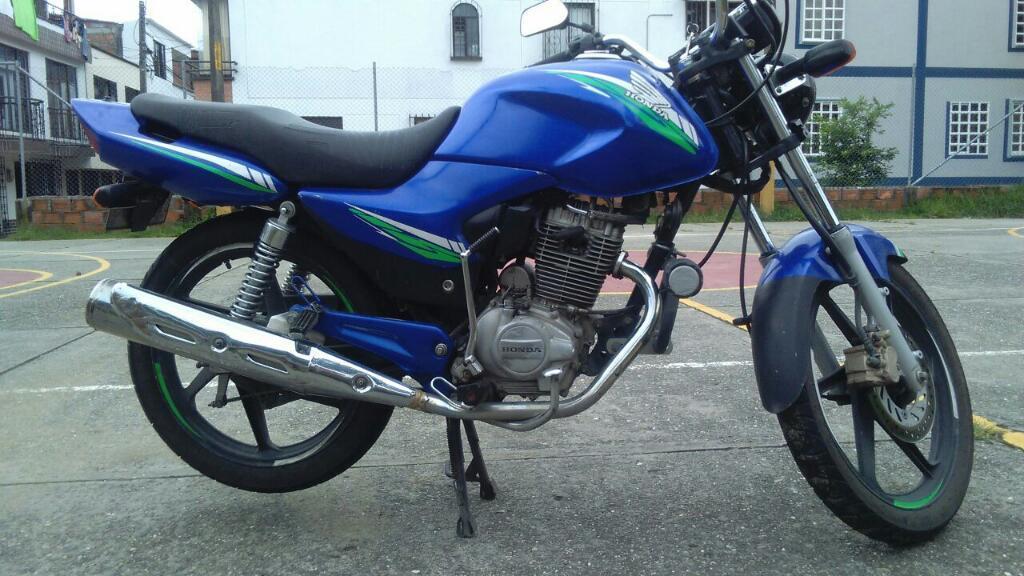 Vendo Excelente Moto Honda