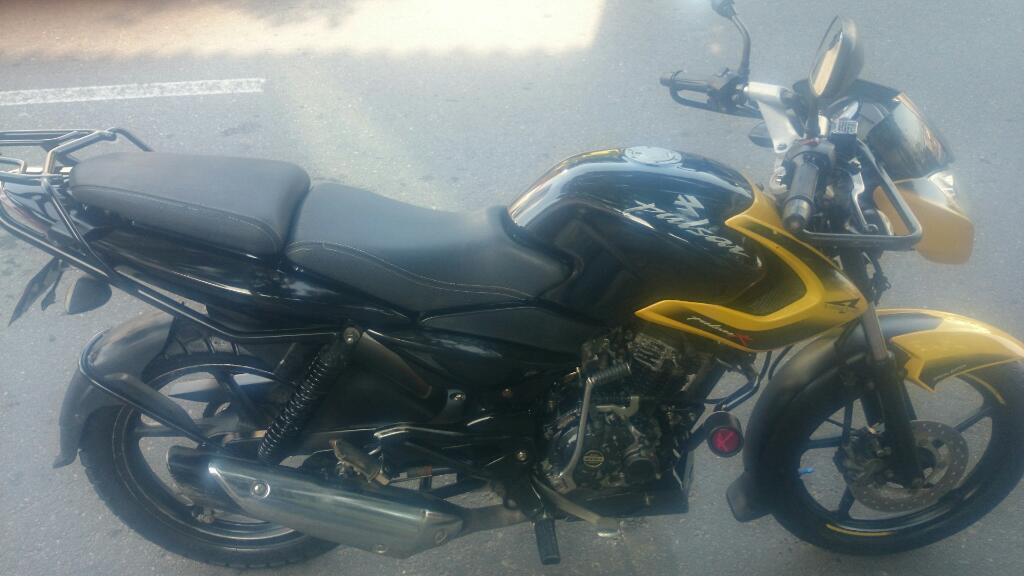 Bajaj Pulsar 135 Modelo 2013