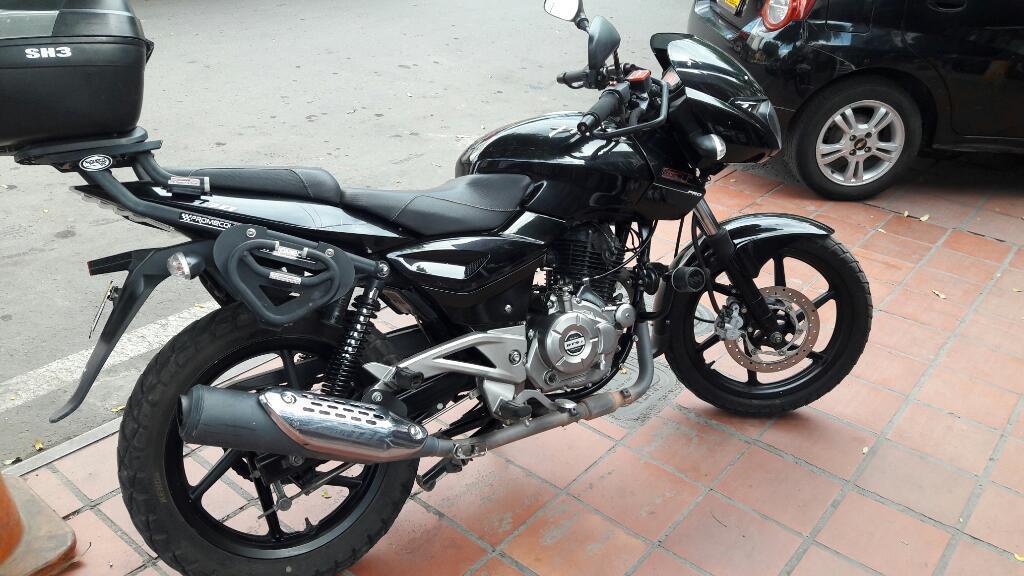 Pulsar 180 2015