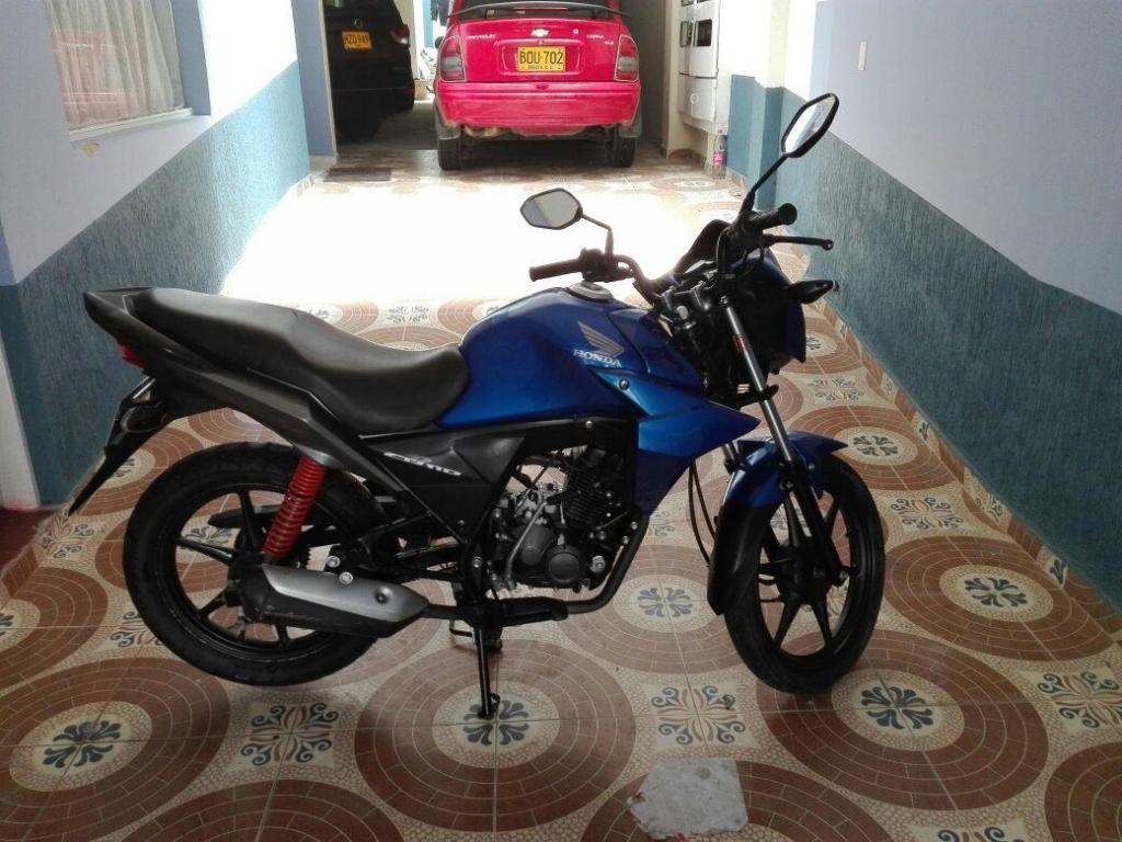 Se vende Moto Honda CB 110 Modelo 2013