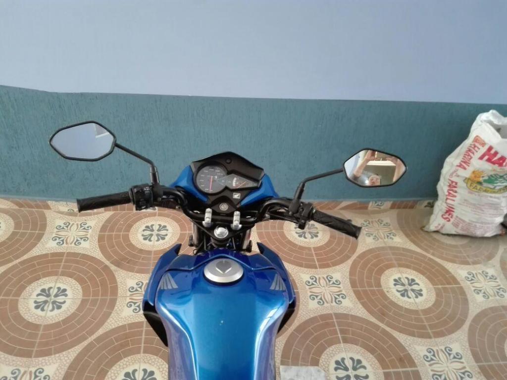 Se vende Moto Honda CB 110 Modelo 2013