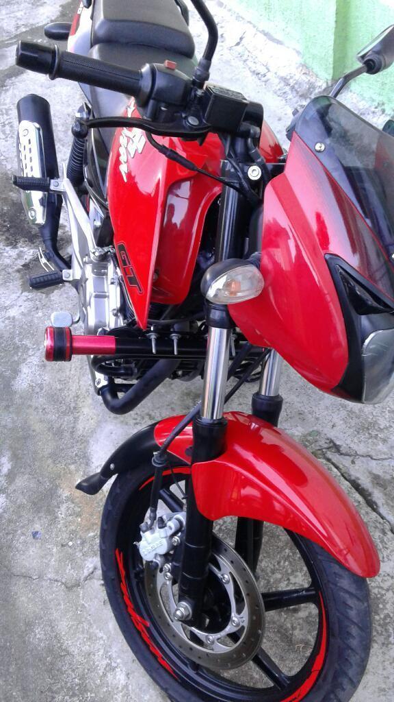 Pulsar 180 2015