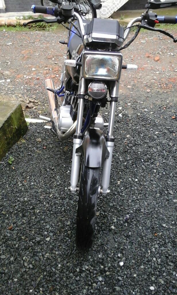 Hermosa Ax100 2009