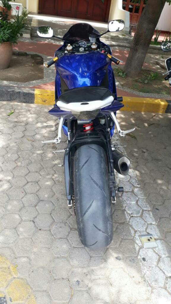 Vendo Yamaha R6 2007 Hermosa Y Potente