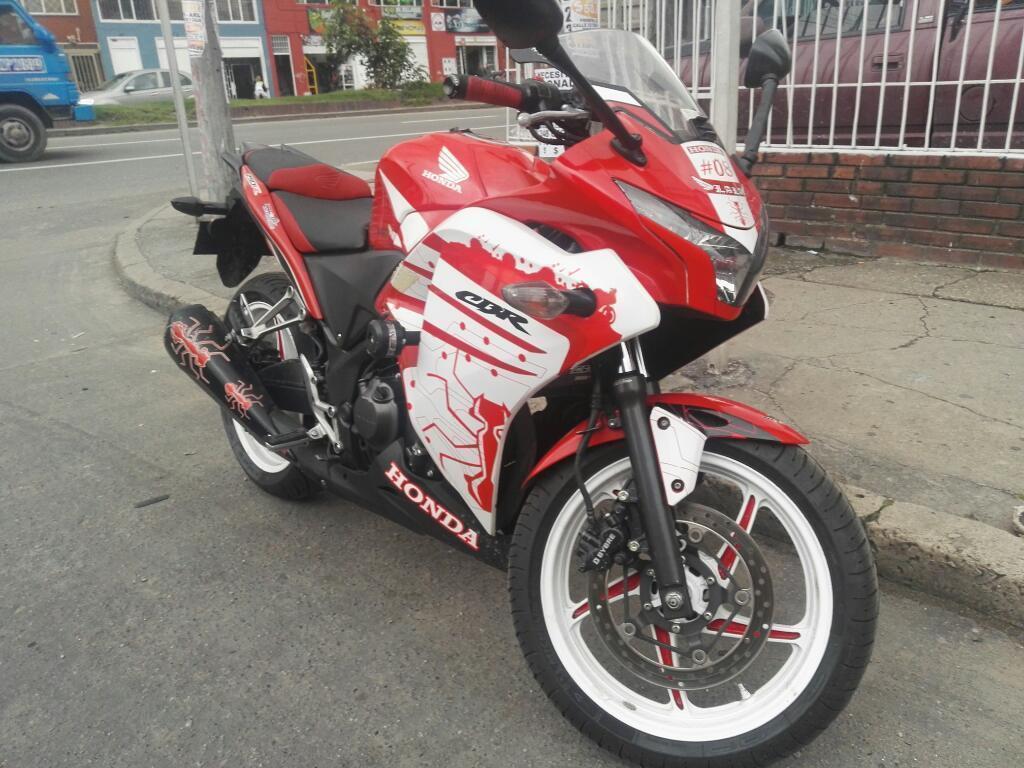 Recibo moto o vehículo cbr 250 2015