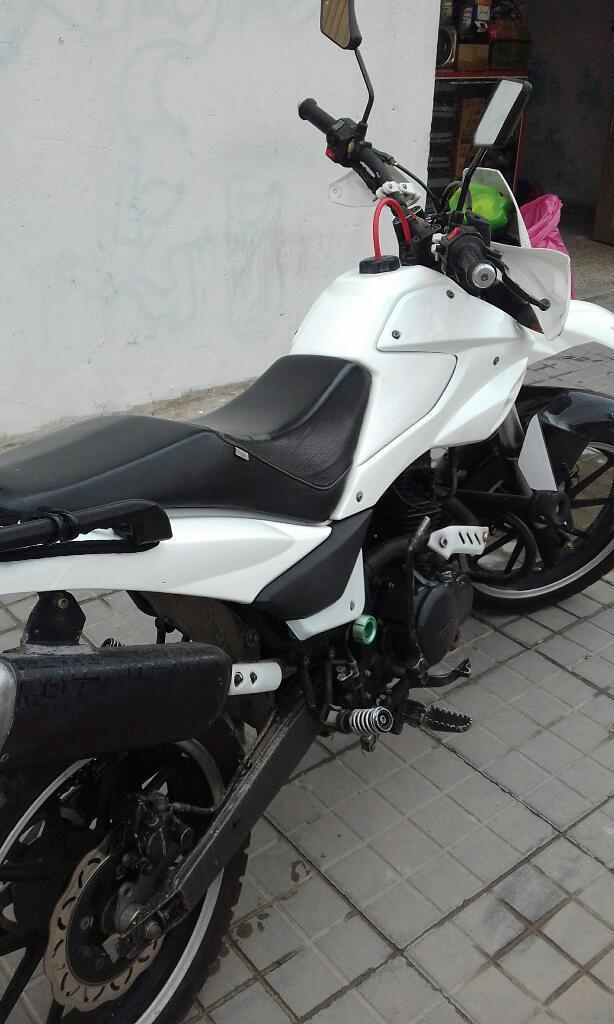 Vendo Hermosa Akt Xm 180 2013