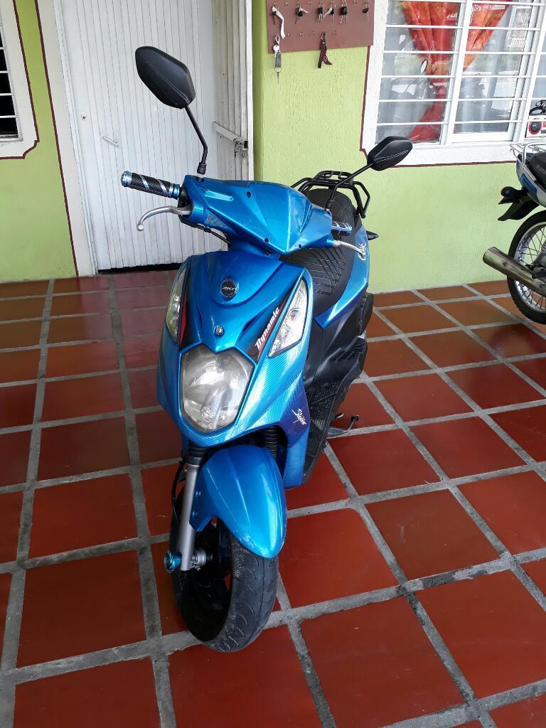 Akt Dinami Modelo 2011