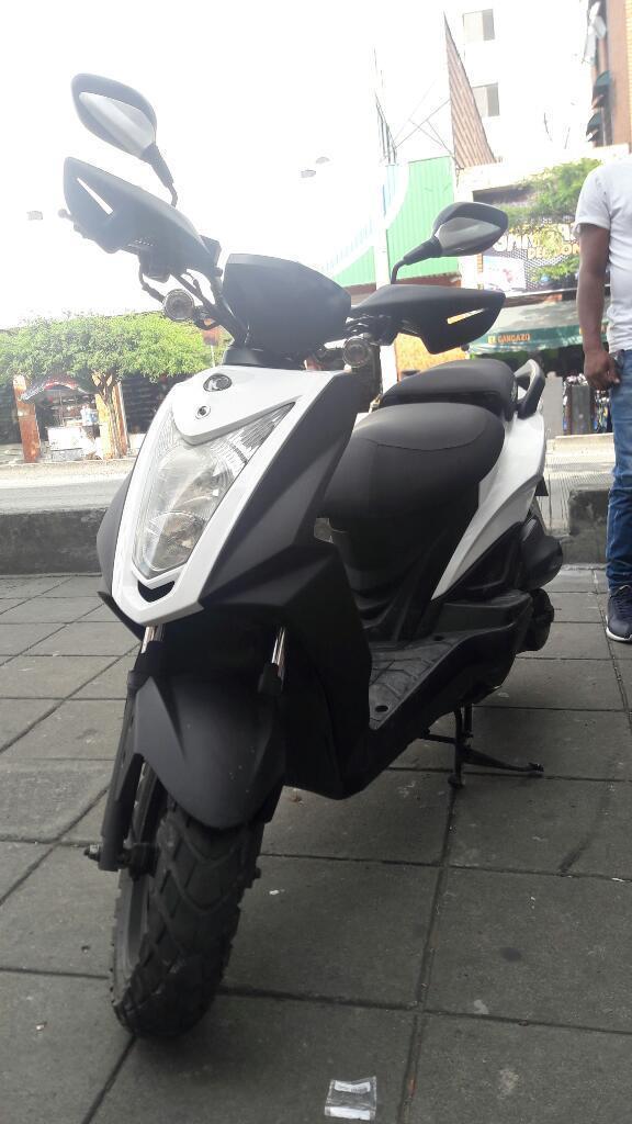 Hermosa Aglyliti Todo Al Dia Valluna