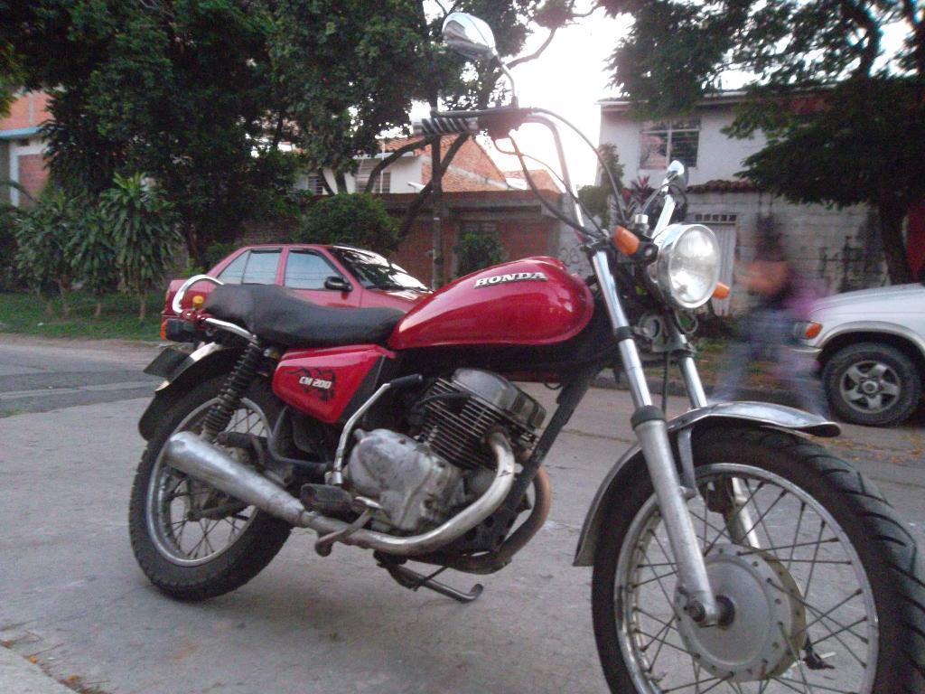 Moto Honda Cm 200 Clasica