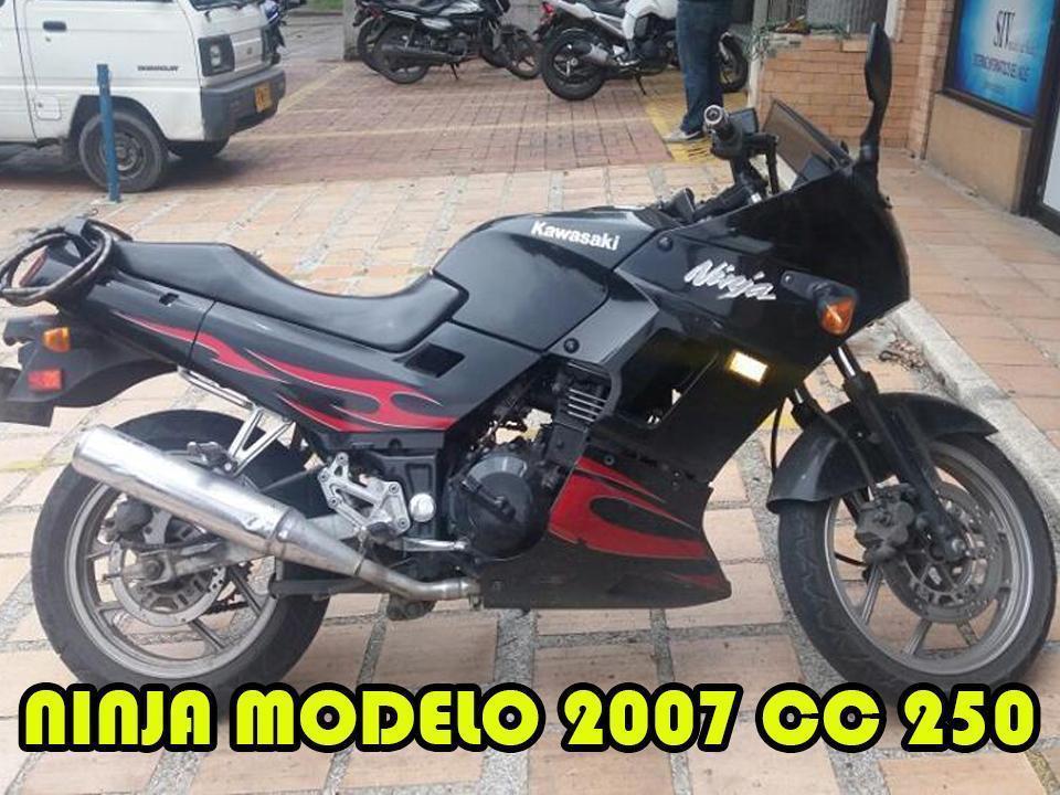 Moto Ninja CC 250 Kawasaki Modelo 2007